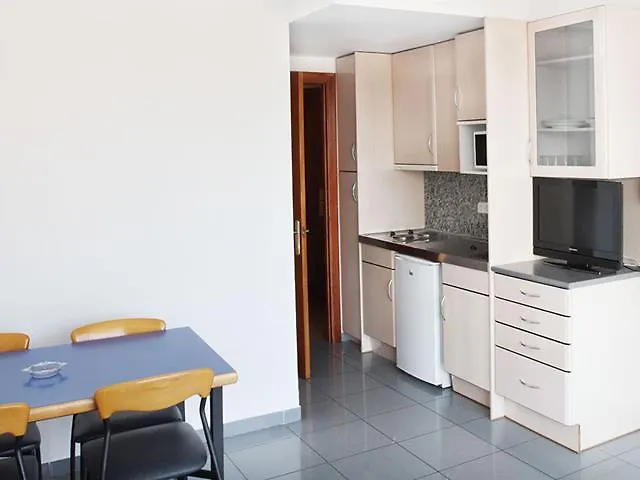 Apartamentos Venecia Λορέτ Ντε Μαρ 2*,