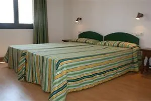 Apartamentos Venecia Lloret de Mar 2*,